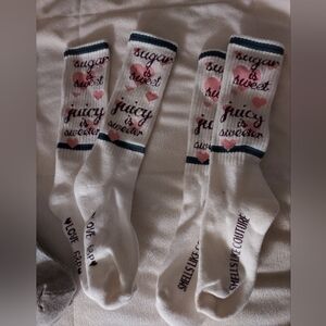 JUICY COUTURE Girls Knee High Socks 2 Pairs Unknown Size NWOT